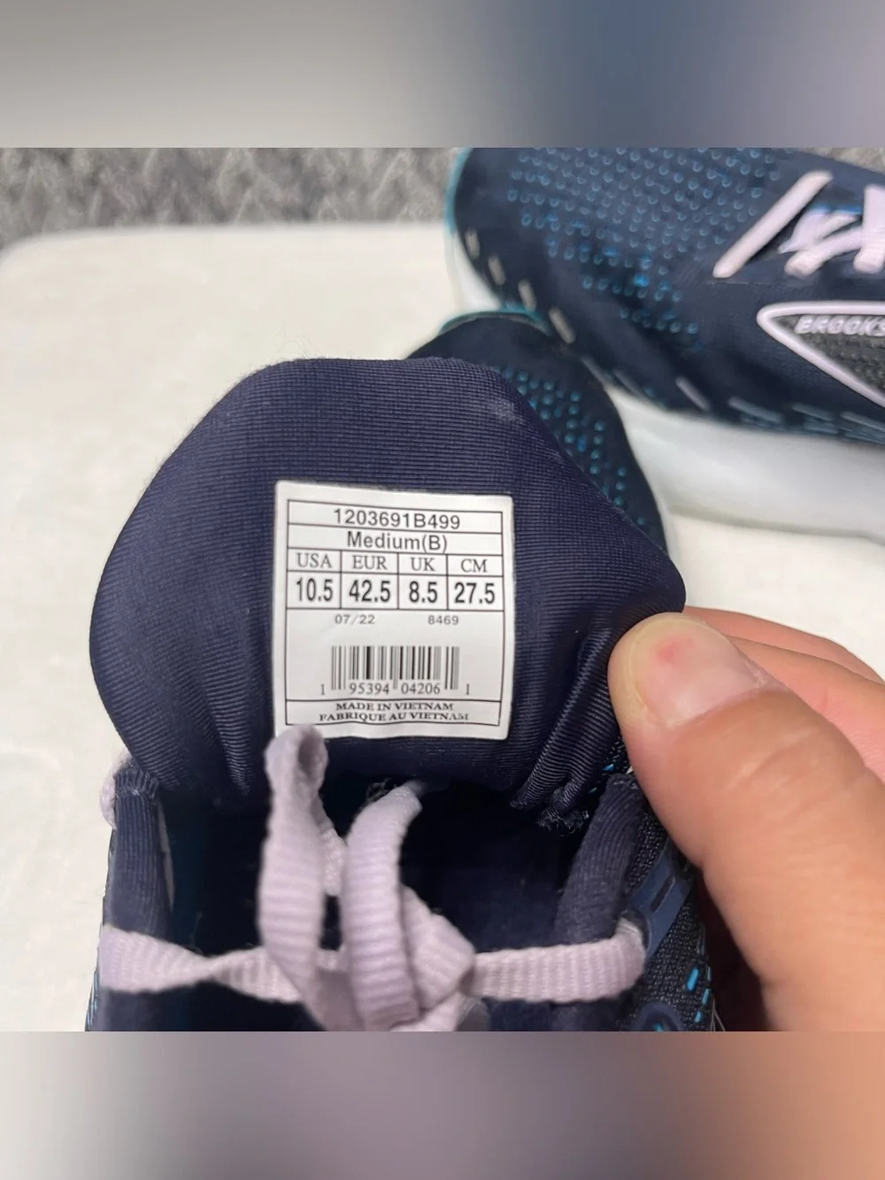 Brooks Glycerin 20 Women Size 10.5 B Navy Blue Light Purple Running Shoes